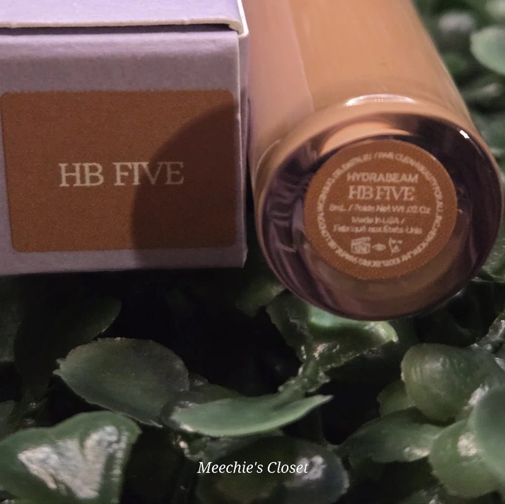 NIB Saie Hydrabeam Brightening Under Eye Concealer - HB Five